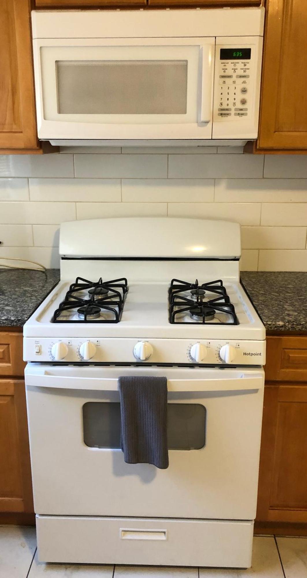 Large And Private Apartment Can Sleep Up To 8 People Comfortably With Direct Nyc Manhattan Train Only 5 Minute Walk Away Elizabeth Exterior photo
